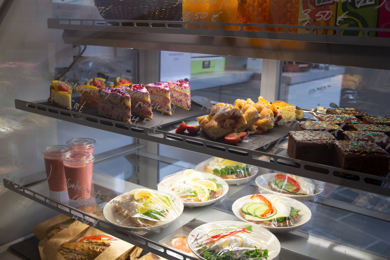 Kakkupaloja vitriinissä