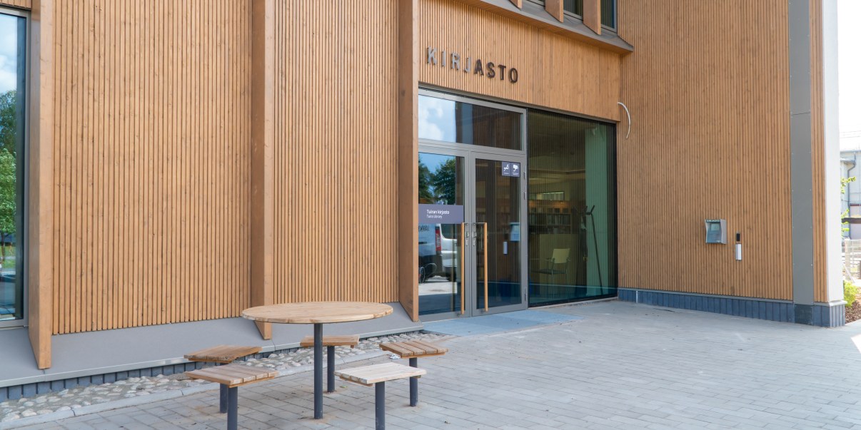 tuiran-kirjasto-kirjastot-ja-kirjastoautot-oulun-kaupunki