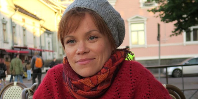 Essi Kummu oli valitsemassa Runeberg-kirjallisuus­palkinnon ehdokkaita – voimakkaat teokset taistelevat demokraattisen yhteis­kunnan puolesta