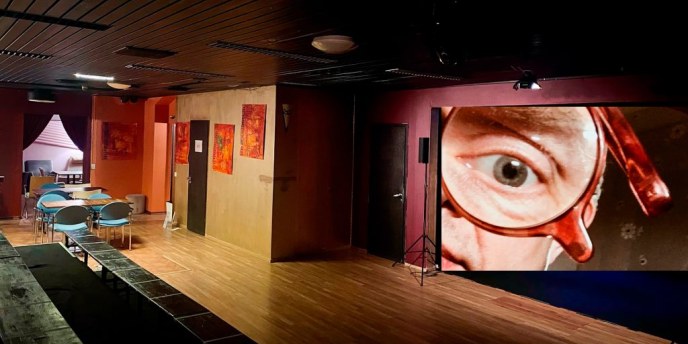 Läsnä-Rock tuo yli 20 vaihtoehtobändiä toistaiseksi viimeistä kertaa Pop-up Klonkkaan