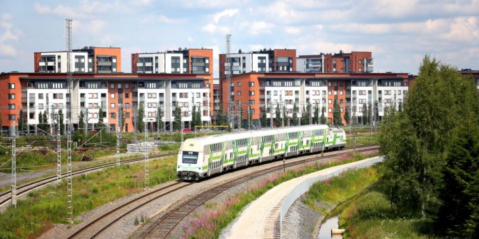 Oulun kaupungin­valtuusto kannatti lähijunaa selvällä enemmistöllä