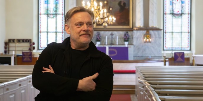 Tuomiokirkko täyttyy kosmisista äänistä, joiden alkuperä on miljardien vuosien takana