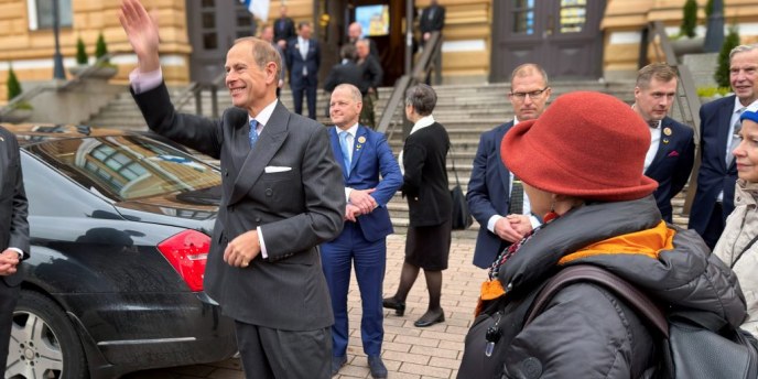 Välitön ja puhelias prinssi Edward hurmasi Oulussa