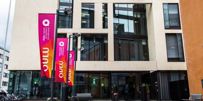 Oulu10:n uusi digitukipiste auttaa sähköisten palvelujen käytössä