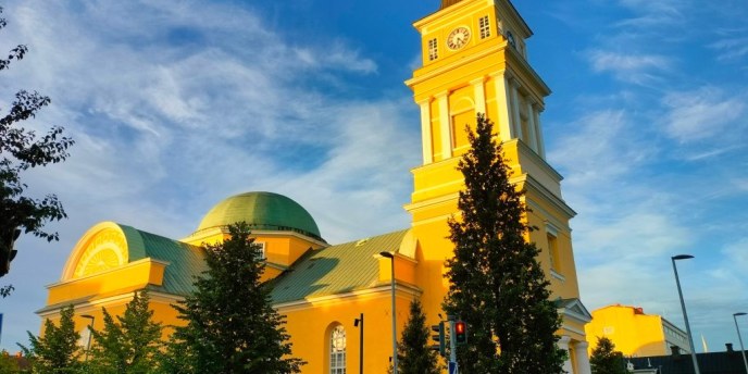 Avaruuden äänet soivat Oulun tuomiokirkossa juhannusyönä