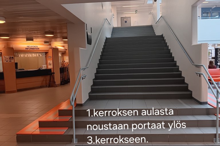 Portaat ylös 3. kerrokseen
