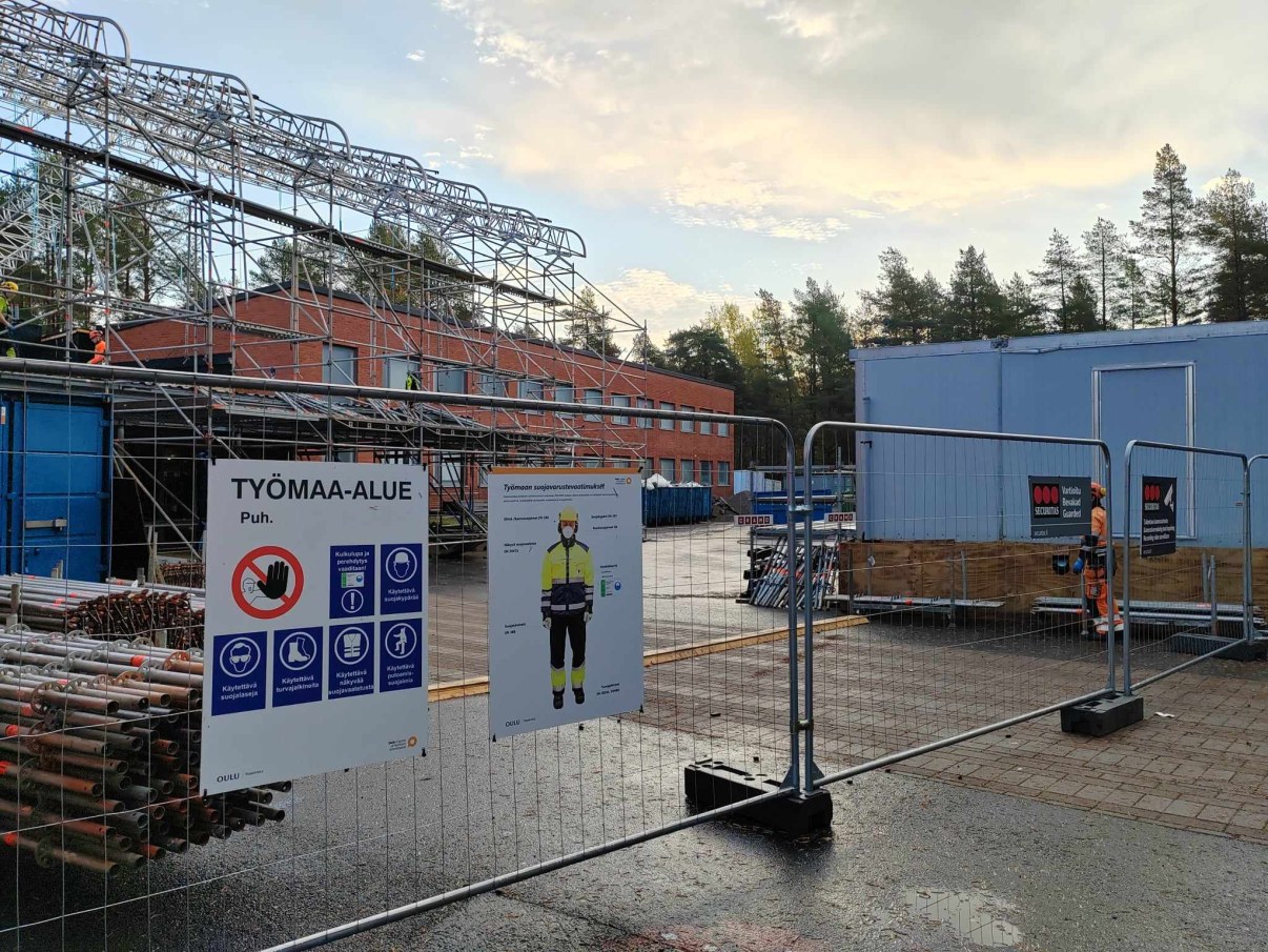 Paulaharjun koulun logo