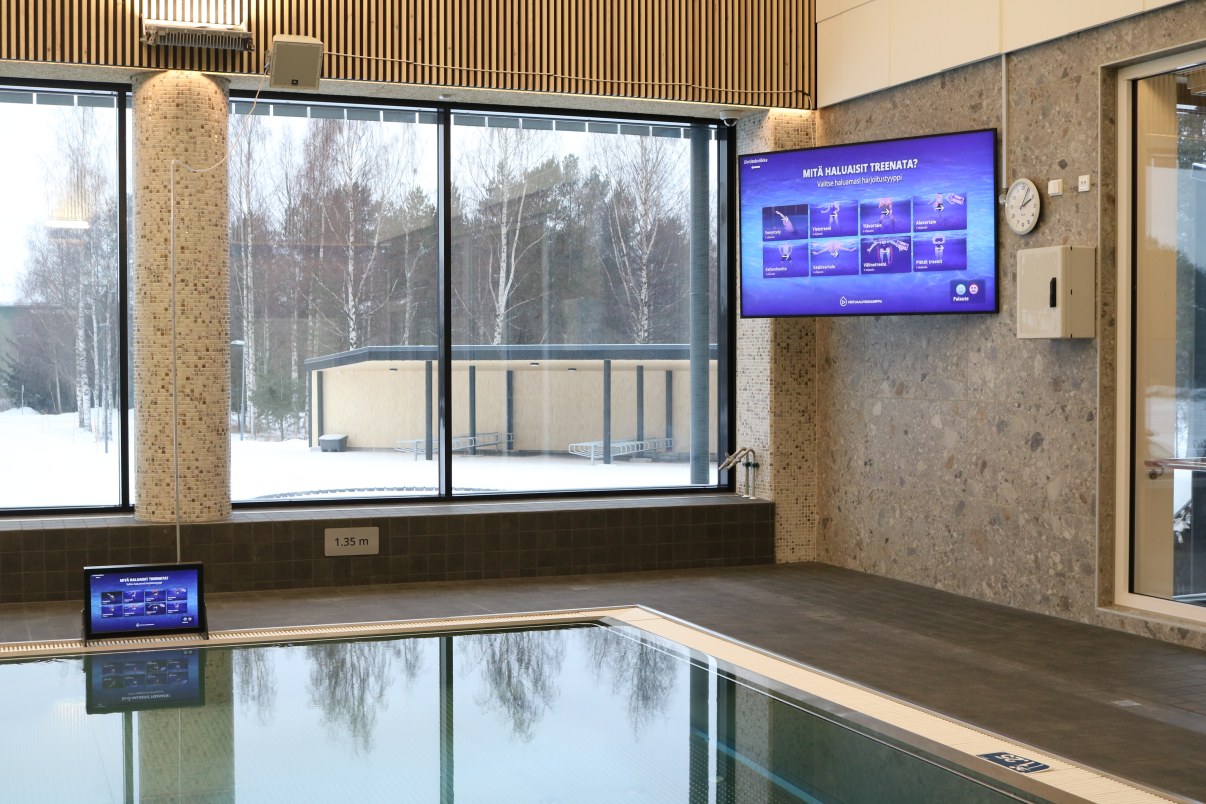 Monitoimialtaan virtuaalivesijumppari