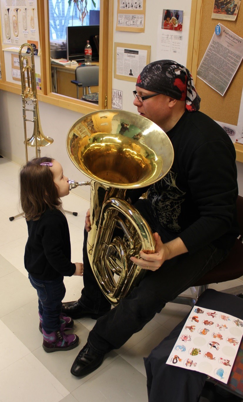 Soittimen esittelyä