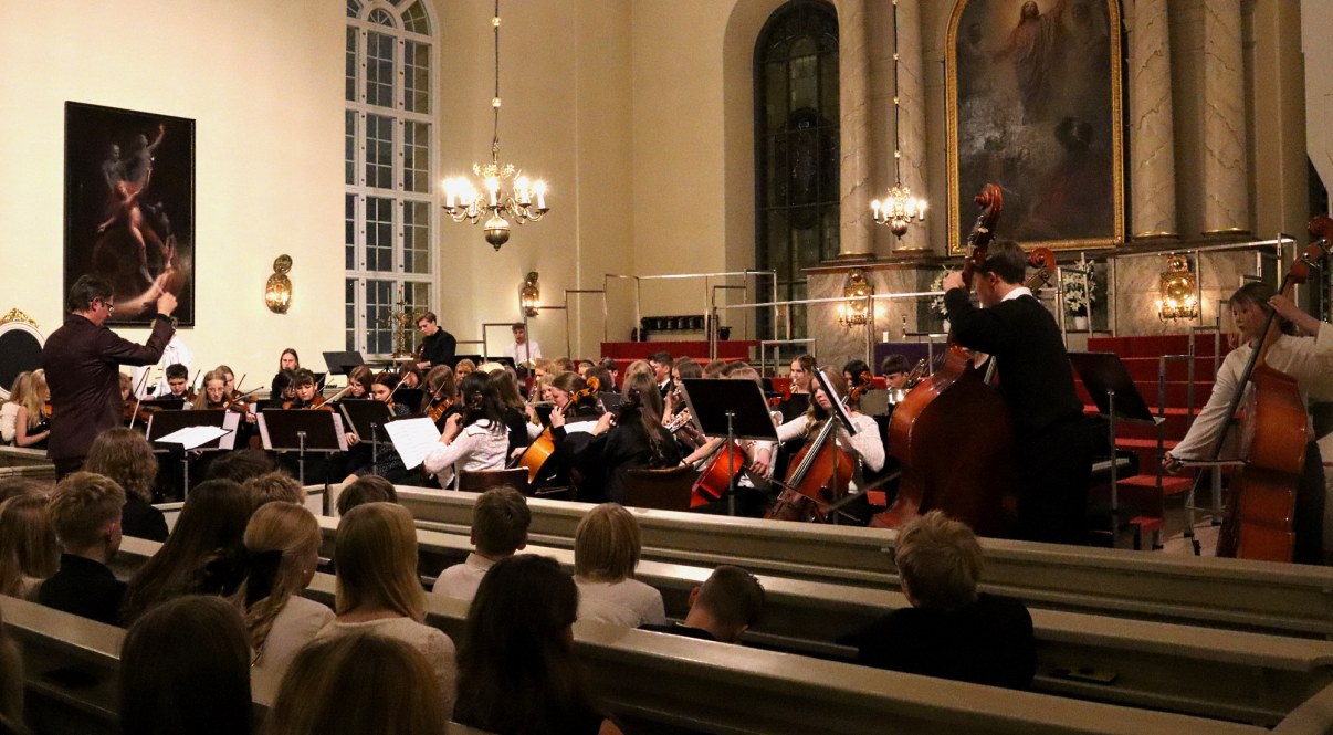 9.lk sinfoniaorkesteri