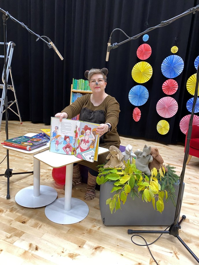 Kirjavinkkari esittelee kirjoja
