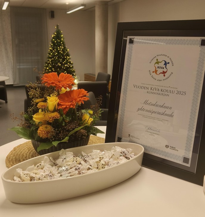 Kiva-koulu kunniamaininta