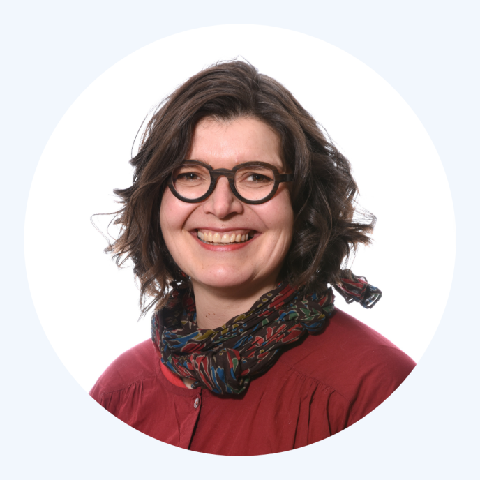 Kuvassa Mona-Anitta Riihimäki